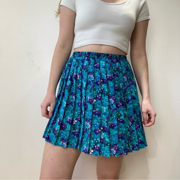 Vintage Floral Pleated Mini Skirt - Picture 1 of 5
